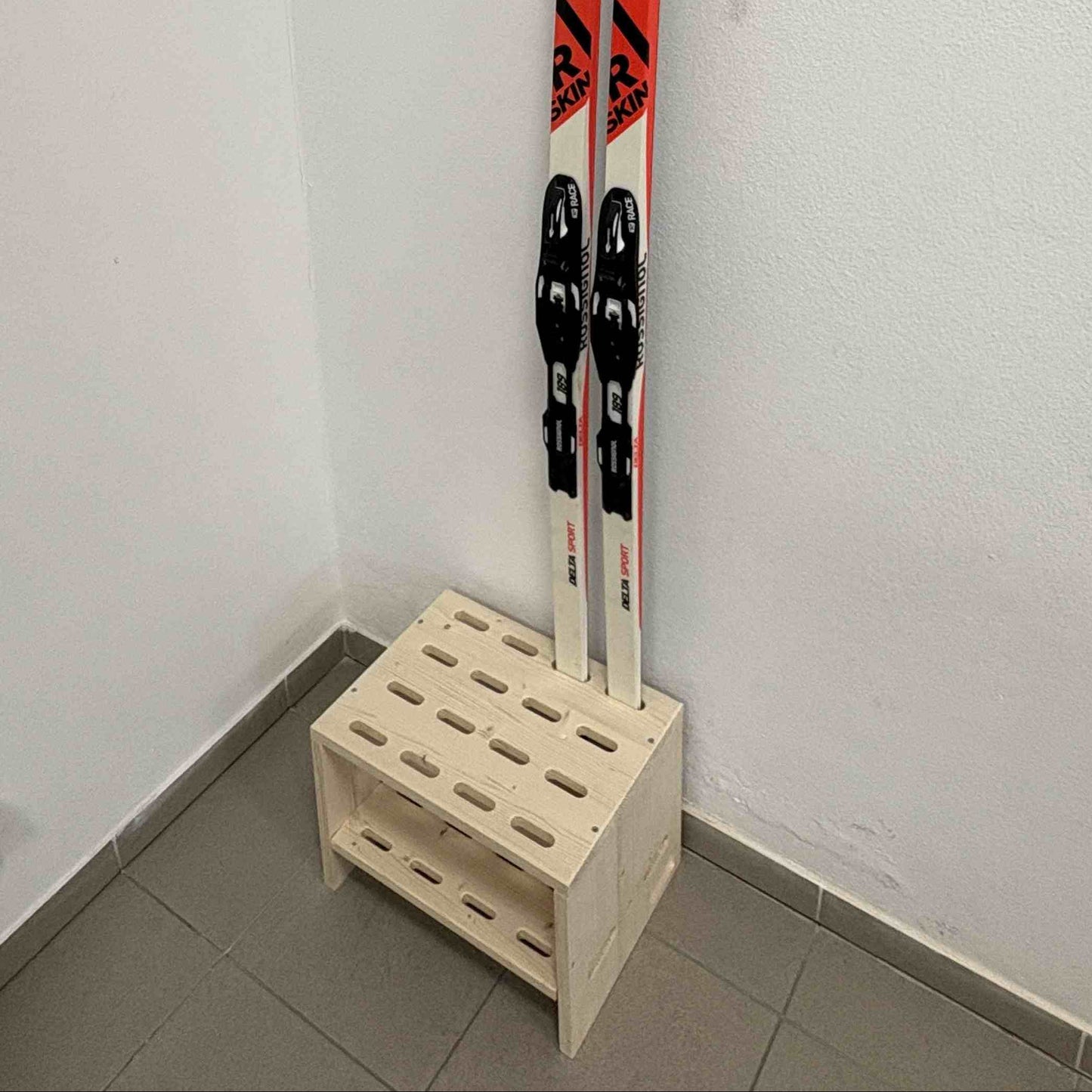 Porte-skis en bois pour 8 paires de skis de fond - Naturel
