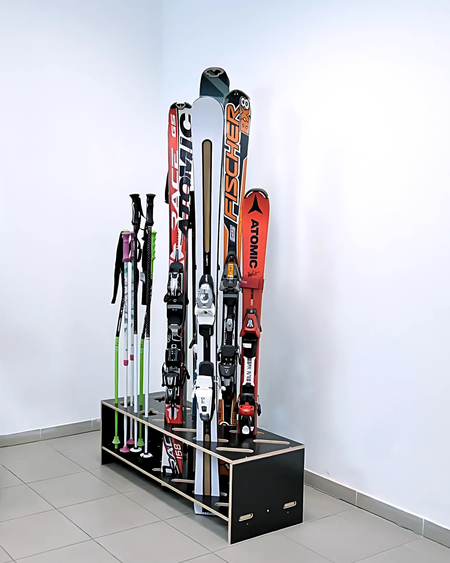 Porte-skis et bâton combiné en bois
